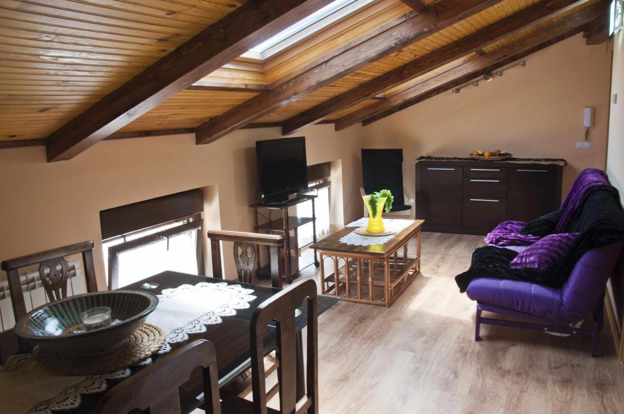 La Casa Del Rebote Apartment Acedo Luaran gambar