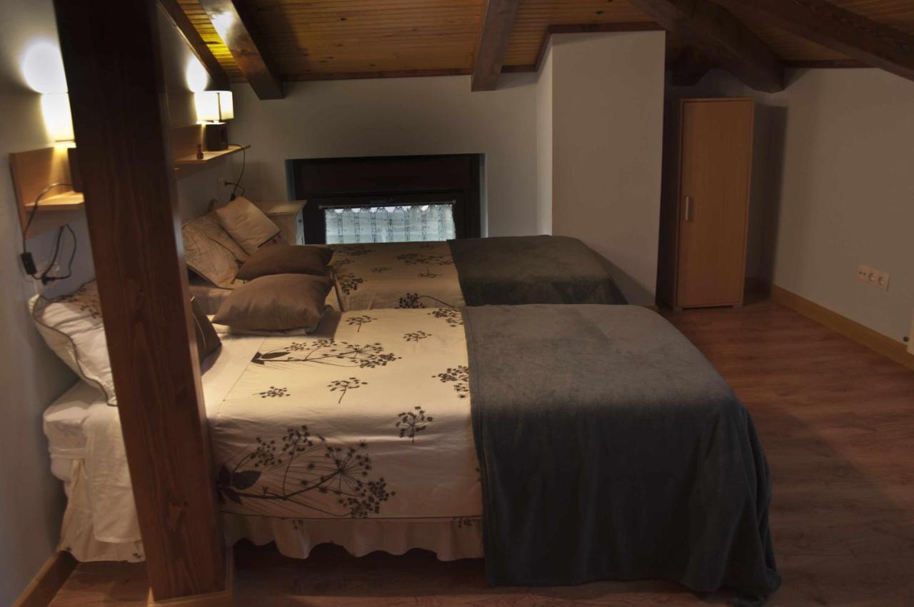 La Casa Del Rebote Apartment Acedo Luaran gambar