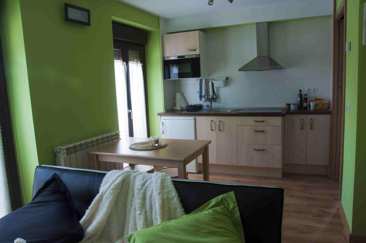 La Casa Del Rebote Apartment Acedo Luaran gambar