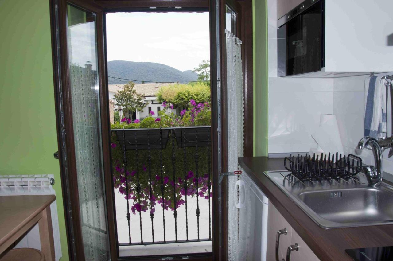 La Casa Del Rebote Apartment Acedo Luaran gambar