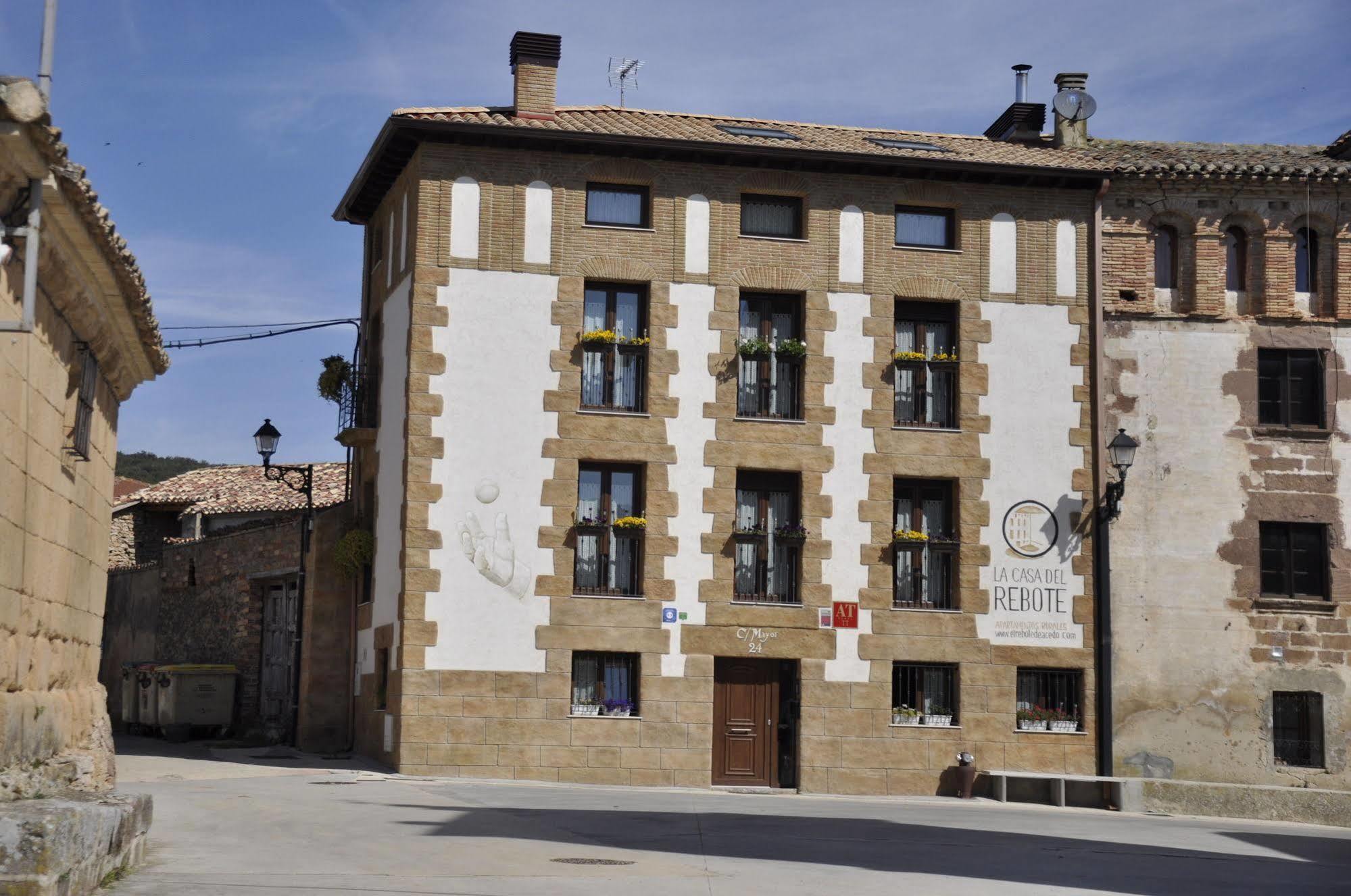 La Casa Del Rebote Apartment Acedo Luaran gambar